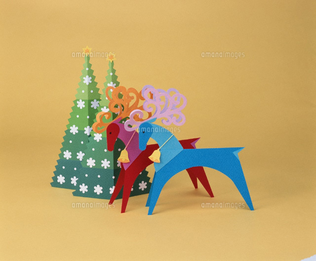 トナカイとクリスマスツリー ペーパークラフト の写真素材 イラスト素材 アマナイメージズ トナカイとクリスマスツリー ペーパークラフト の写真素材 イラスト素材 アマナイメージズ