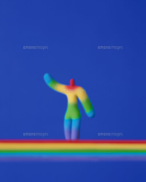 虹色の人間[00684000307]の写真・イラスト素材｜アマナイメージズ