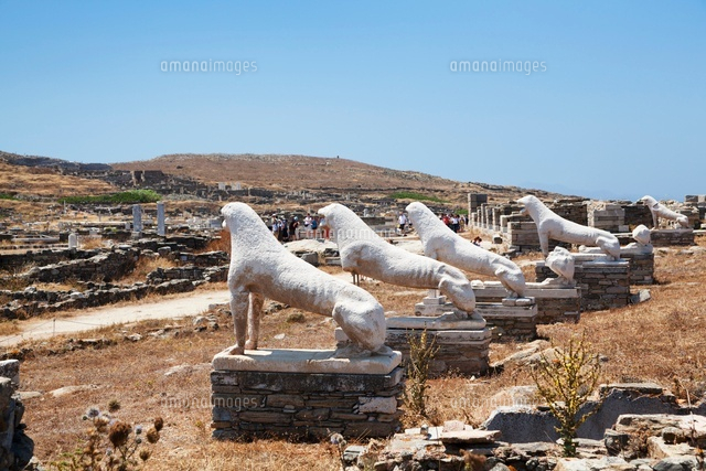 デロス島のライオン像 の写真素材 イラスト素材 アマナイメージズ