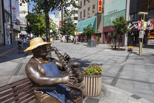 旭川平和通買物公園 の写真素材 イラスト素材 アマナイメージズ