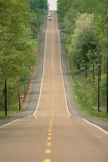 起伏のある道路 ルート141 ペンシルバニア州 アメリカ の写真素材 イラスト素材 アマナイメージズ 起伏のある道路 ルート141 ペンシルバニア州 アメリカ の写真素材 イラスト素材 アマナイメージズ