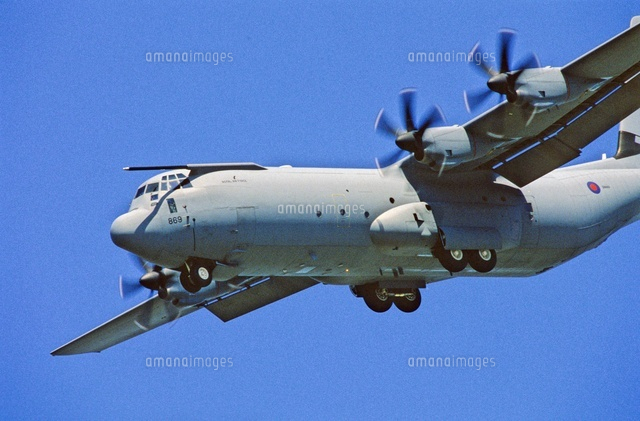 イギリス空軍C130Jスーパーハーキュリーズ輸送機[01335033431]の写真