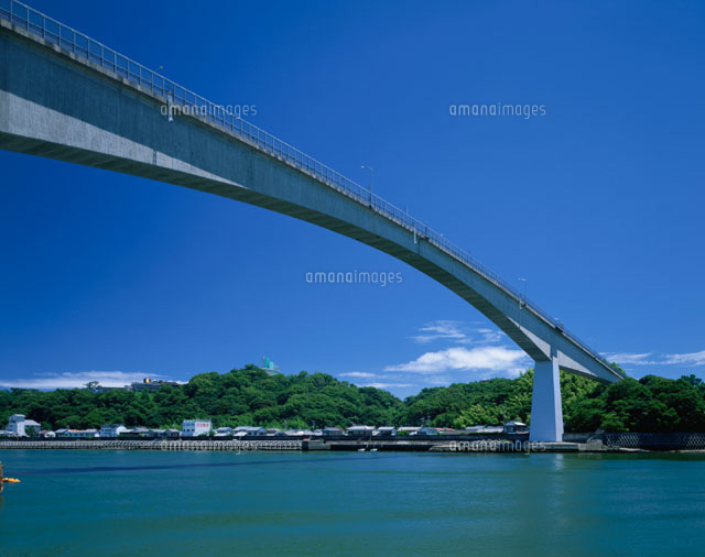 浦戸大橋 高知市 高知県 の写真素材 イラスト素材 アマナイメージズ