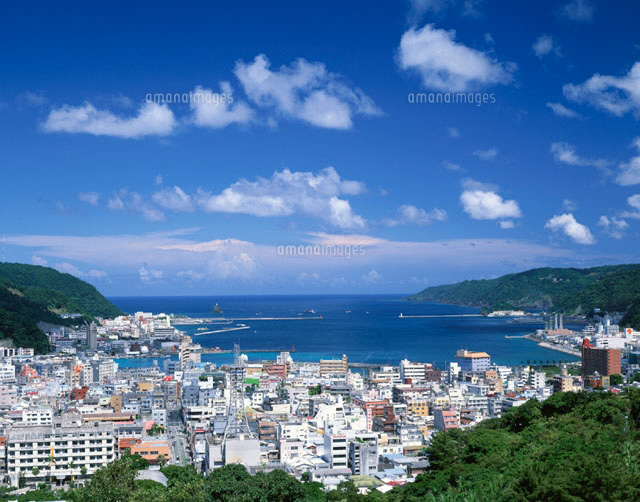 名瀬市街の眺め 奄美大島 鹿児島県[01397007394]の写真・イラスト素材