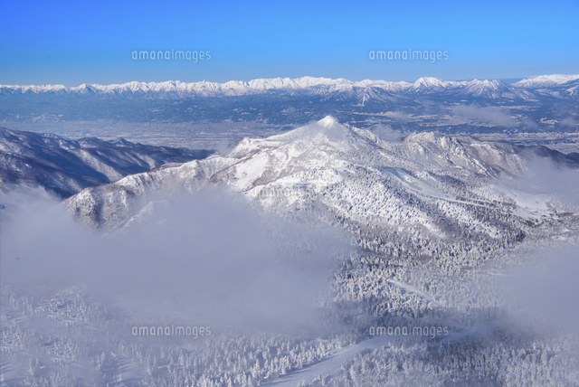 志賀高原横手山より笠岳と北アルプス 01495030964 の写真素材 イラスト素材 アマナイメージズ