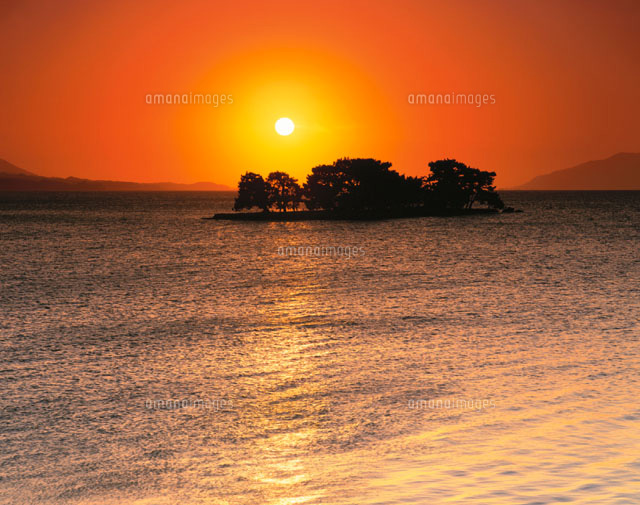 宍道湖の夕景（オレンジ色） 松江市 島根県[01701090867]の写真