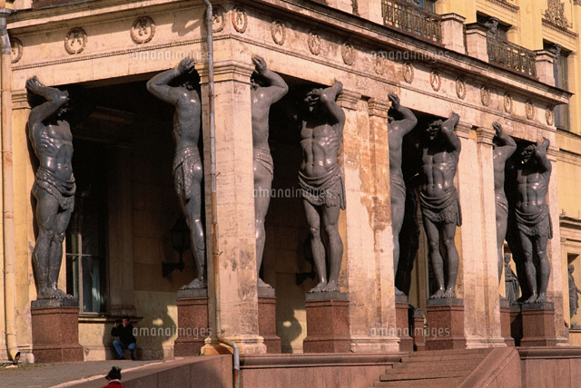 エルミタージュ国立美術館の柱 ロシア[01734000093]の写真・イラスト