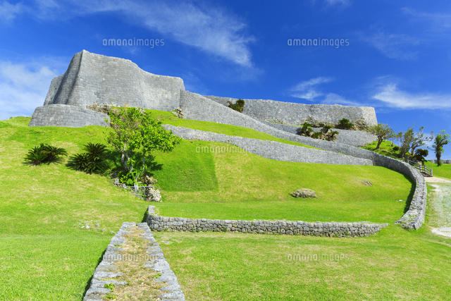 勝連城跡 の写真素材 イラスト素材 アマナイメージズ