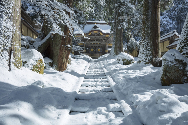 水彩画永平寺冬の絵絵画雪寺アートインテリア美術マーメイド紙