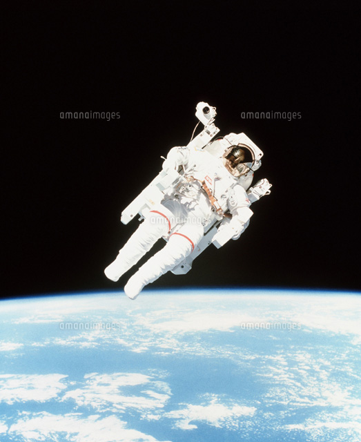 宇宙飛行士 1984/2/7[01809010852]の写真・イラスト素材｜アマナイメージズ