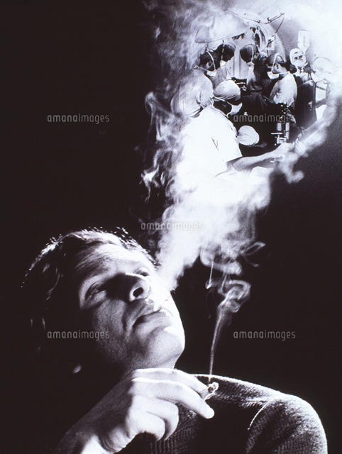 煙草の危険性 の写真素材 イラスト素材 アマナイメージズ