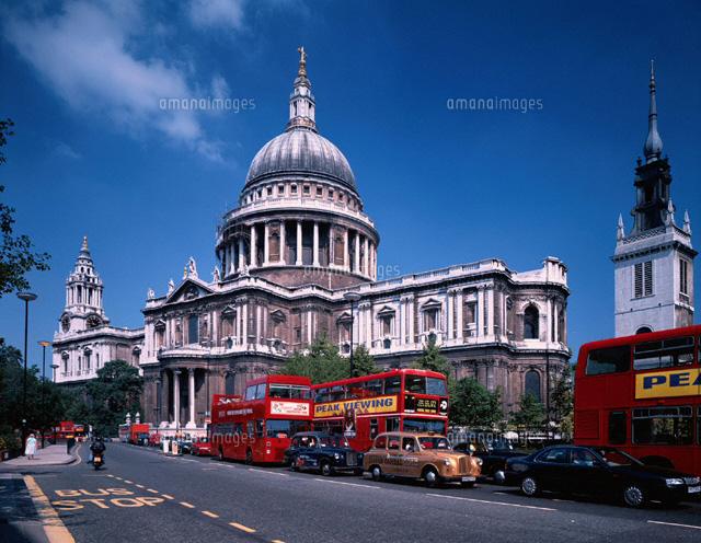 セントポール大聖堂の外観 ロンドン イギリス の写真素材 イラスト素材 アマナイメージズ