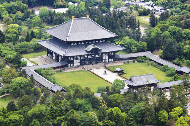 東大寺 空撮 の写真素材 イラスト素材 アマナイメージズ