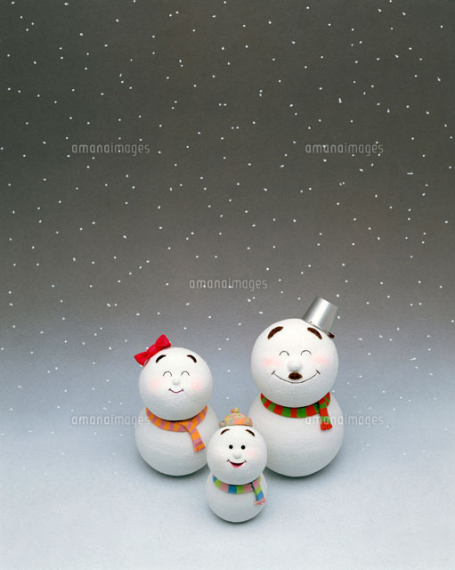 上から見た雪だるまの家族[02237001877]の写真・イラスト素材｜アマナ