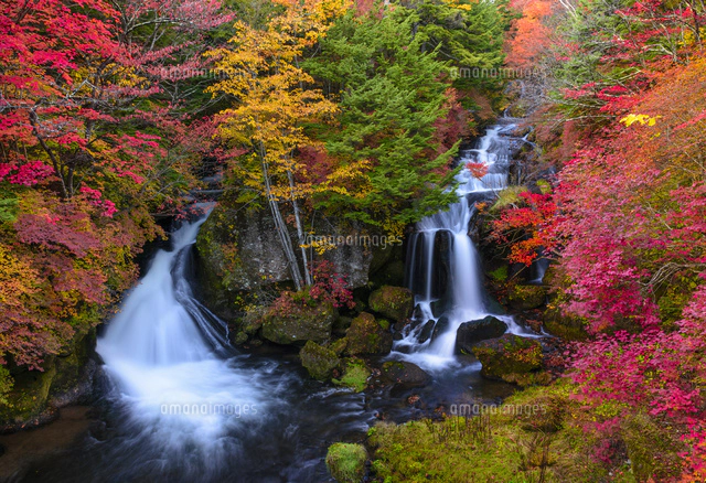 深山の滝　パステル画　奥日光 深山の滝 パステル画 奥日光