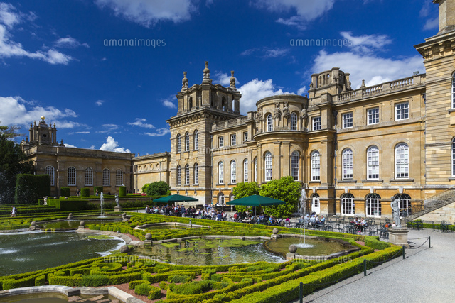 ブレナム宮殿ウォーターテラス の写真素材 イラスト素材 アマナイメージズ