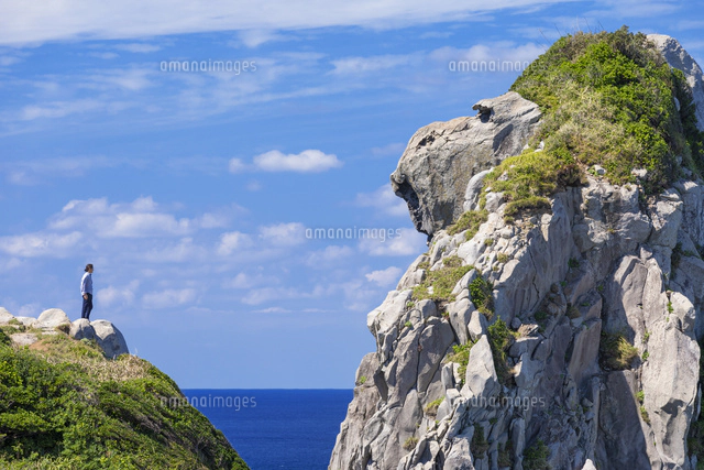 壱岐島の猿岩[02616006243]の写真・イラスト素材｜アマナイメージズ