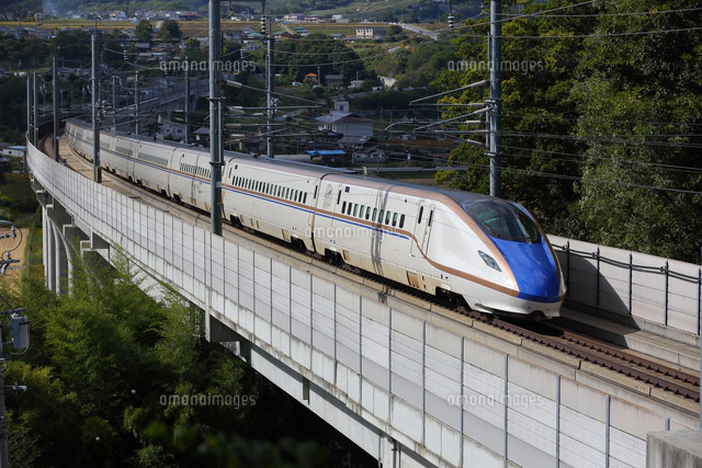 新幹線e7系かがやき の写真素材 イラスト素材 アマナイメージズ 新幹線e7系かがやき の写真素材 イラスト素材 アマナイメージズ