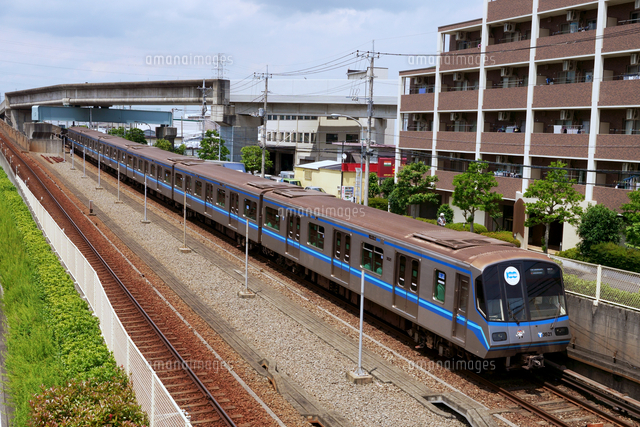 横浜市営地下鉄ブルーライン 側面Yマーク プレート 金属製鉄道部品 レア 横浜市営地下鉄ブルーライン 側面Yマーク プレート 金属製鉄道部品