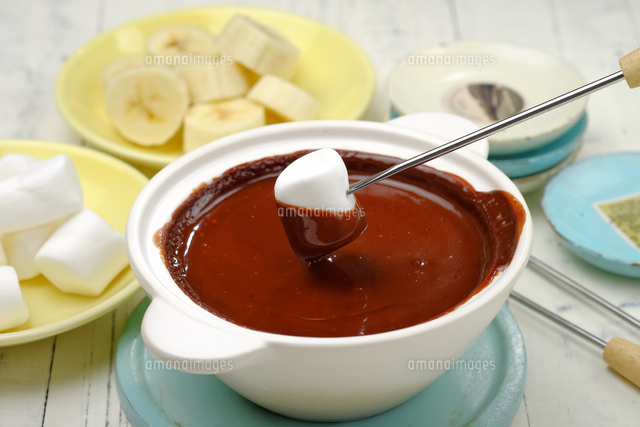 チョコフォンデュ の写真素材 イラスト素材 アマナイメージズ
