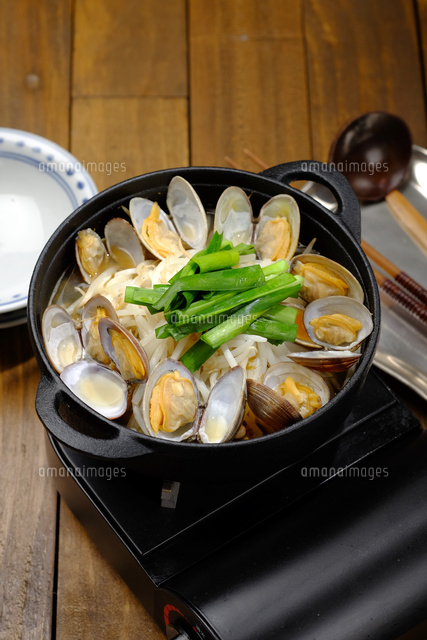 もやしとあさりの水出し鍋 の写真素材 イラスト素材 アマナイメージズ