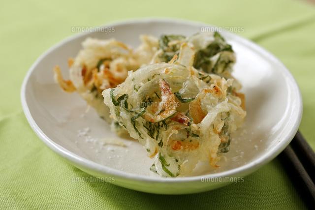 玉ねぎのカリカリかき揚げ の写真素材 イラスト素材 アマナイメージズ