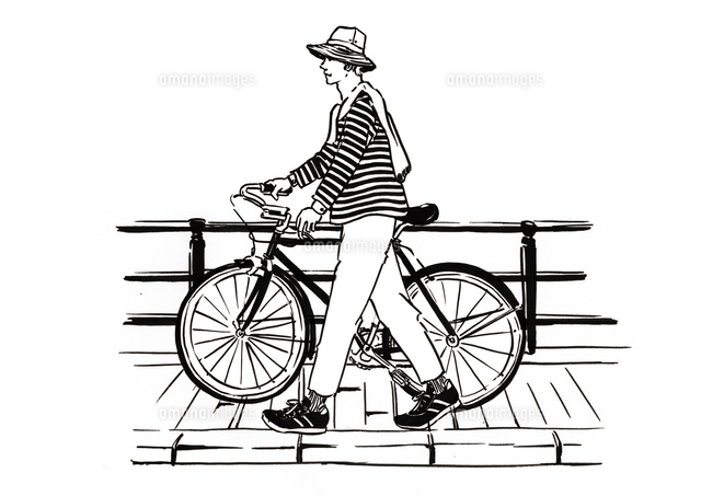 自転車と歩く男性 の写真素材 イラスト素材 アマナイメージズ