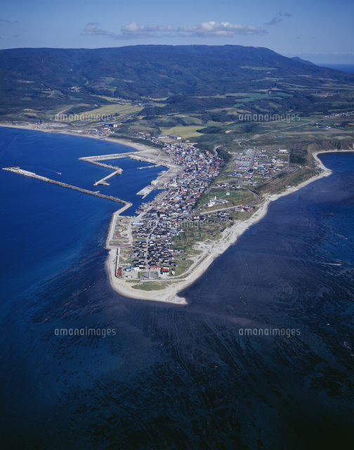 青苗岬と奥尻島[02846001439]の写真・イラスト素材｜アマナイメージズ