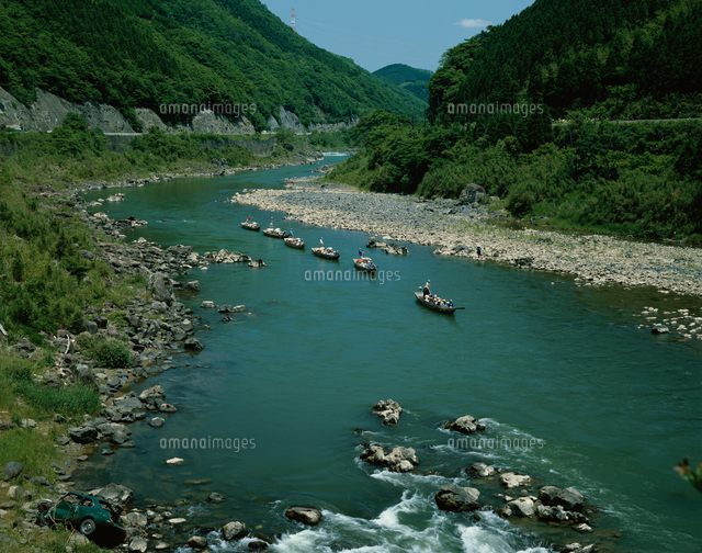 球磨川下り 熊本県 の写真素材 イラスト素材 アマナイメージズ