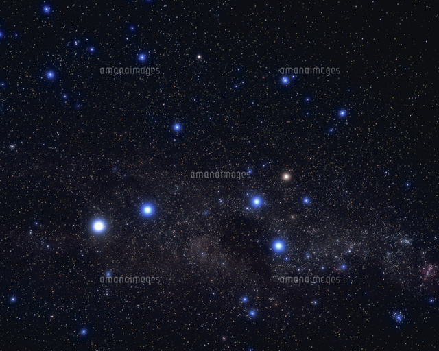 南十字星とケンタウルス座 の写真素材 イラスト素材 アマナイメージズ