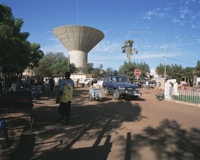 モプティの町[02861003790]の写真素材・イラスト素材｜アマナイメージズ