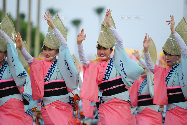 阿波踊り の写真素材 イラスト素材 アマナイメージズ