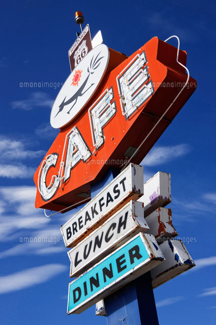 Sign For Roadrunner Cafe On Route 66 Gallup New Mexico Us の写真 素材 イラスト素材 アマナイメージズ