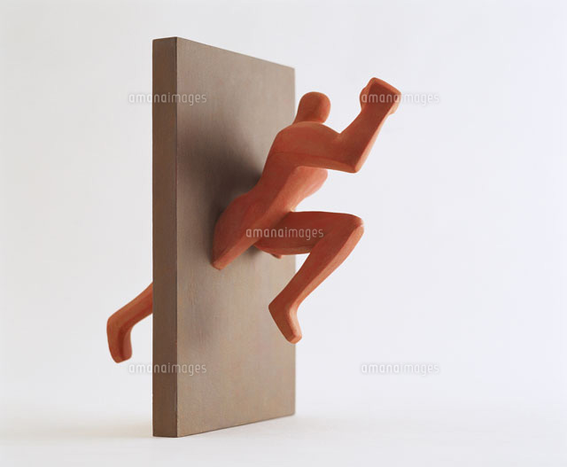 勢いよく走る人 の写真素材 イラスト素材 アマナイメージズ