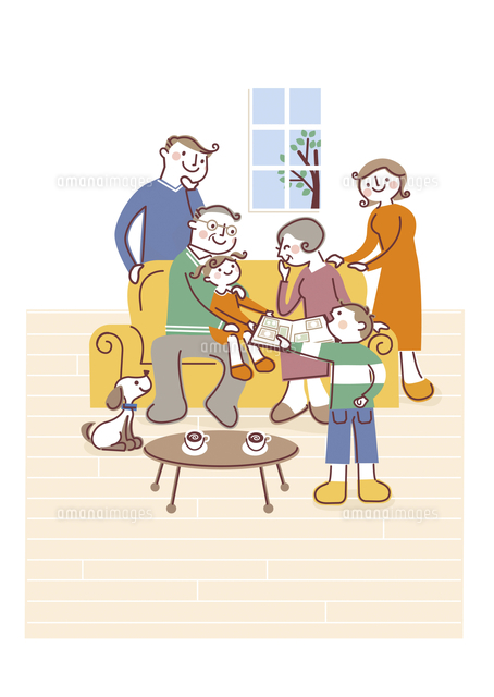 リビングに集まる三世代家族 の写真素材 イラスト素材 アマナイメージズ