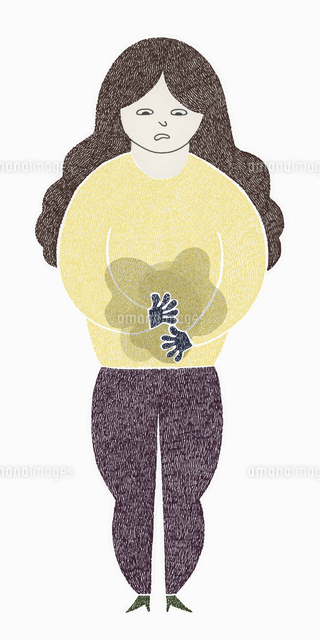 Woman Worrying About Stomach Ache の写真素材 イラスト素材 アマナイメージズ