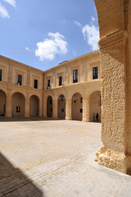 Town Hall. Modica. Sicilia. Italy[20053003743]の写真素材・イラスト素材｜アマナイメージズ