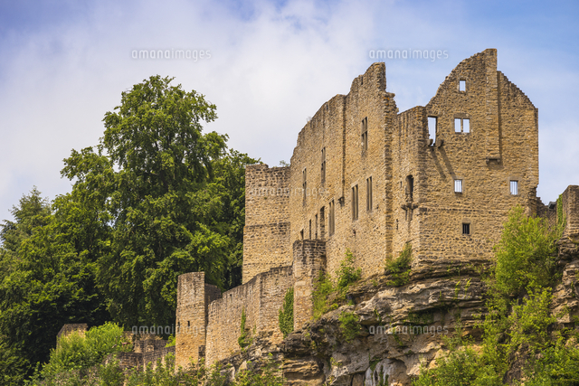 Larochette Castle, Larochette, Luxembourg, Europe[20062132093]の写真素材 ...