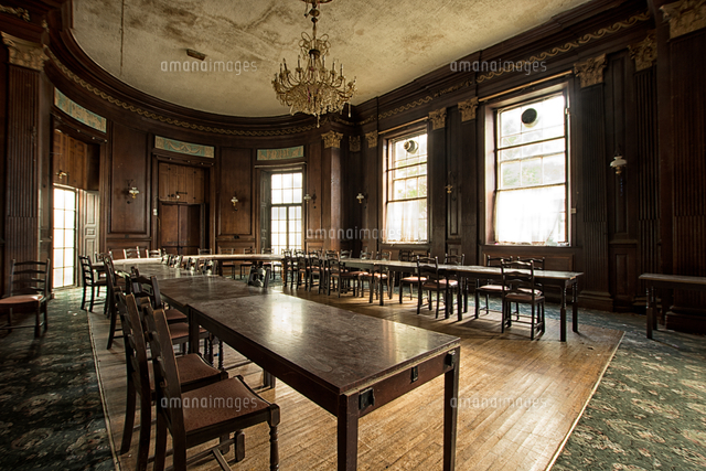 Abandoned Woolton Hall カントリーハウス 廃墟 の写真素材 イラスト素材 アマナイメージズ