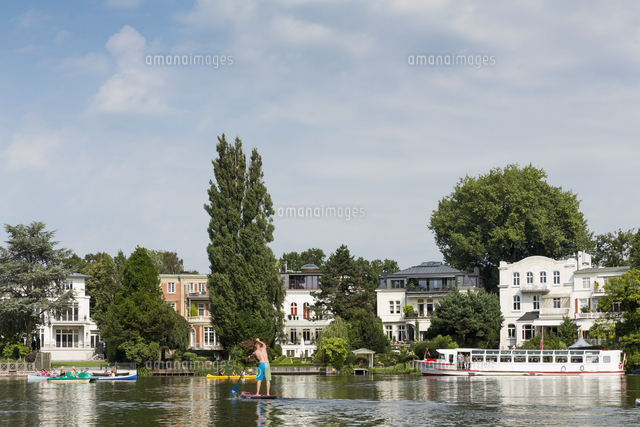 A beautiful view of the villas on Rondell Teich, Hamburg[20085012679]の