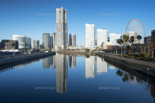 Minato Mirai 21 Yokohama Kanagawa Prefecture Japan の写真素材 イラスト 素材 アマナイメージズ