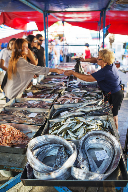 Mediterranean Europe Malta Marsaxlokk Harbour Sunday Fish Market の写真素材 イラスト素材 アマナイメージズ