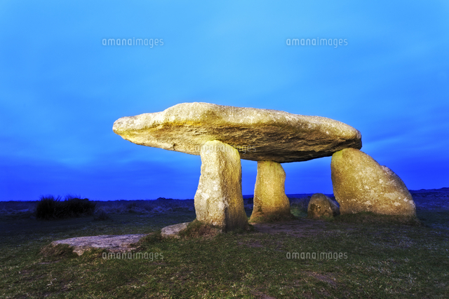 Loop Quoit Lanyon Quoit a megalithic monument believed to be the burial chamber of ...