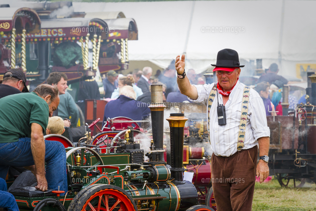 Marshalling the miniature steam engines at a rally.[20089002856]の写真素材 ...