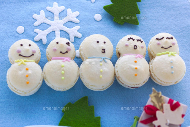 マカロンの雪だるま[21002000111]の写真・イラスト素材｜アマナイメージズ