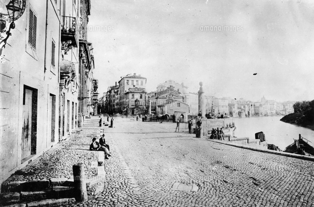View of Via Ripetta, Rome[22040201057]の写真素材・イラスト素材｜アマナイメージズ