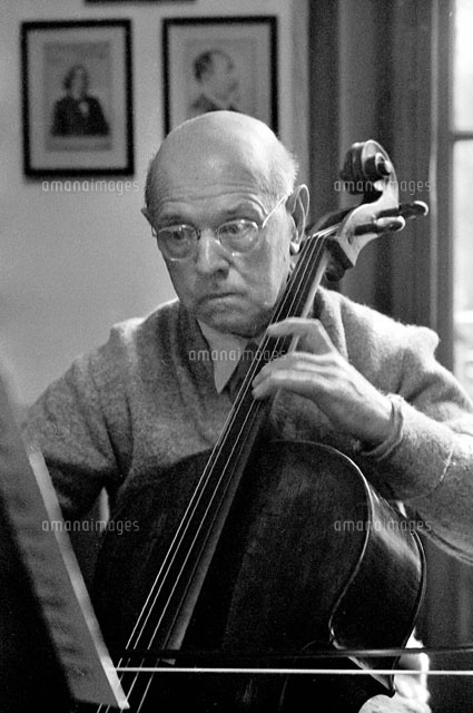 パブロ・カザルス サイン色紙 1961年来日時 Pablo Casals Amazon.co.jp: パブロ・カザルスの芸術: ミュージック