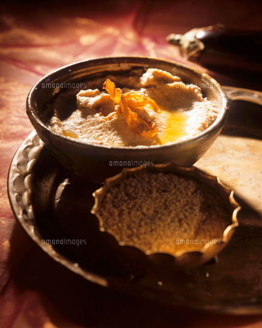 Baba ganoush (aubergine dip, Israel)[22199028912]の写真素材・イラスト素材｜アマナイメージズ