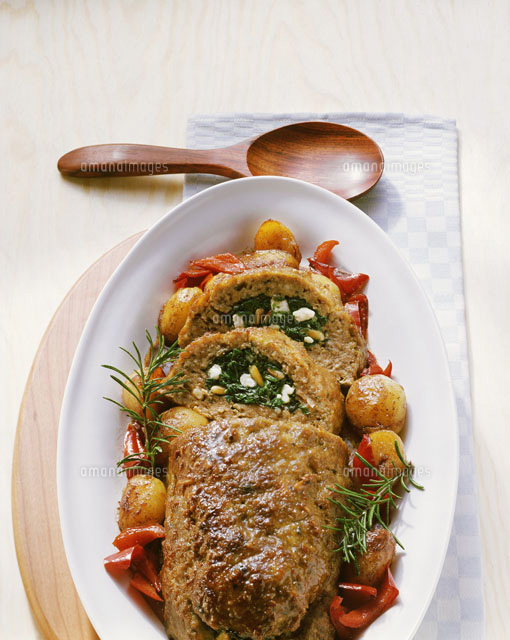Greek style lamb meatloaf (with spinach stuffing)[22199050649]の写真素材