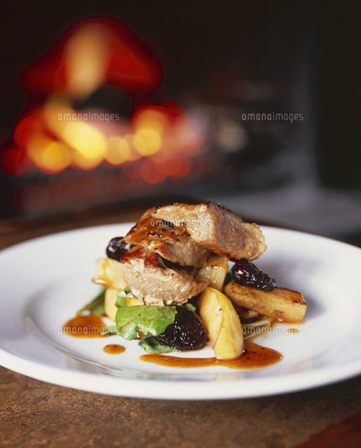 Pork fillet with honey mustard sauce and prunes[22199054511]の写真素材・イラスト